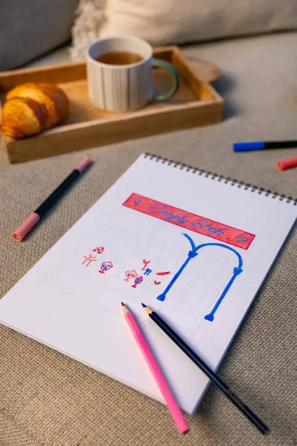 Boutiques4 Carnet de coloriage A4 Boutiques - Maison Joliette