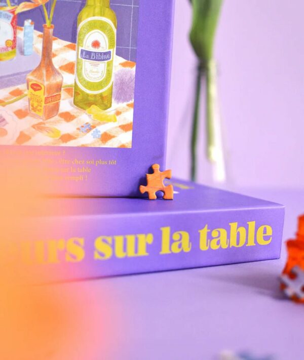 Puzzle Des fleurs sur la table - Jour Férié - 1000 pièces